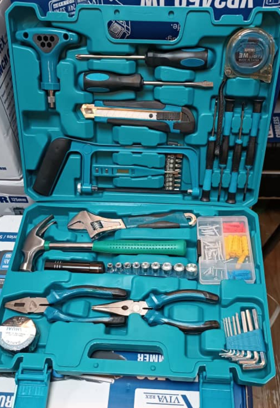 جعبه ابزار104پارچه راویکس مدل RK-140